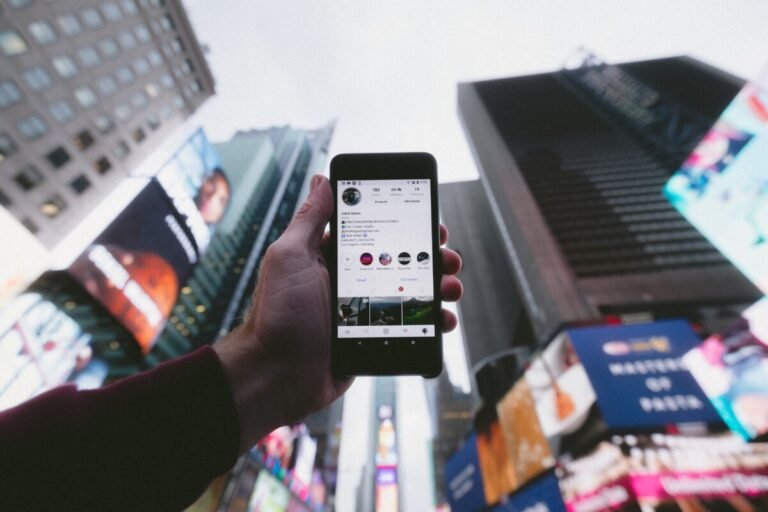Damian Radcliffe Writes About Threats to Social Media in MENA Region